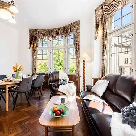 Days - Two Bedroom With Netflix And 200mbs Wifi In Old Town * Prag