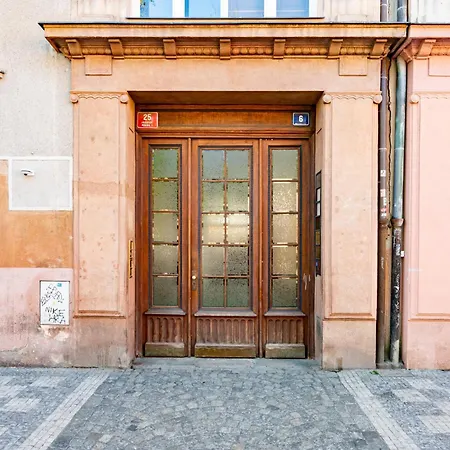 Days - Two Bedroom With Netflix And 200mbs Wifi In Old Town * 프라하